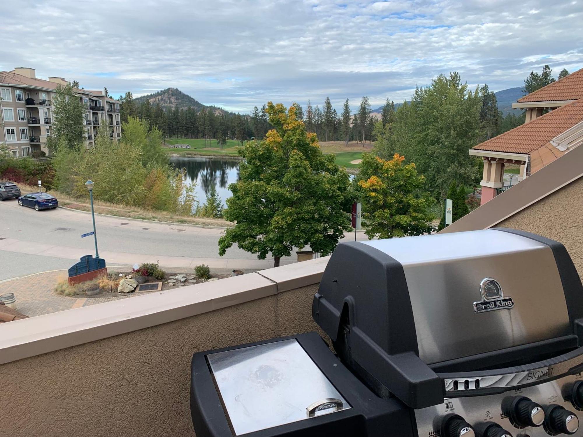 Borgata Lodge Resort Kelowna Kültér fotó